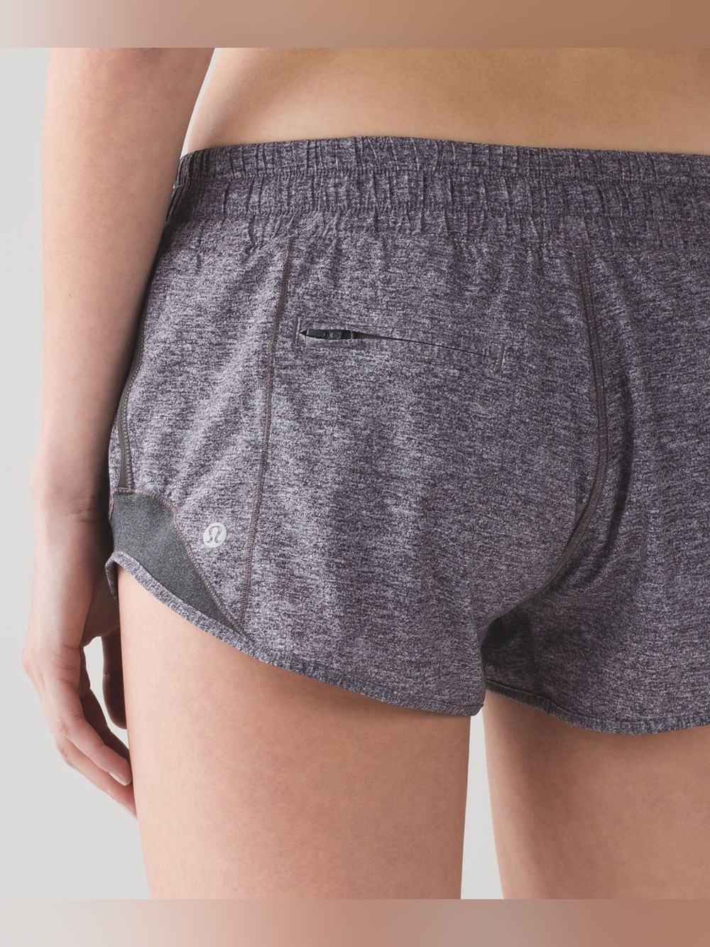 Lululemon Hotty Hot Short 2.5” Size 8